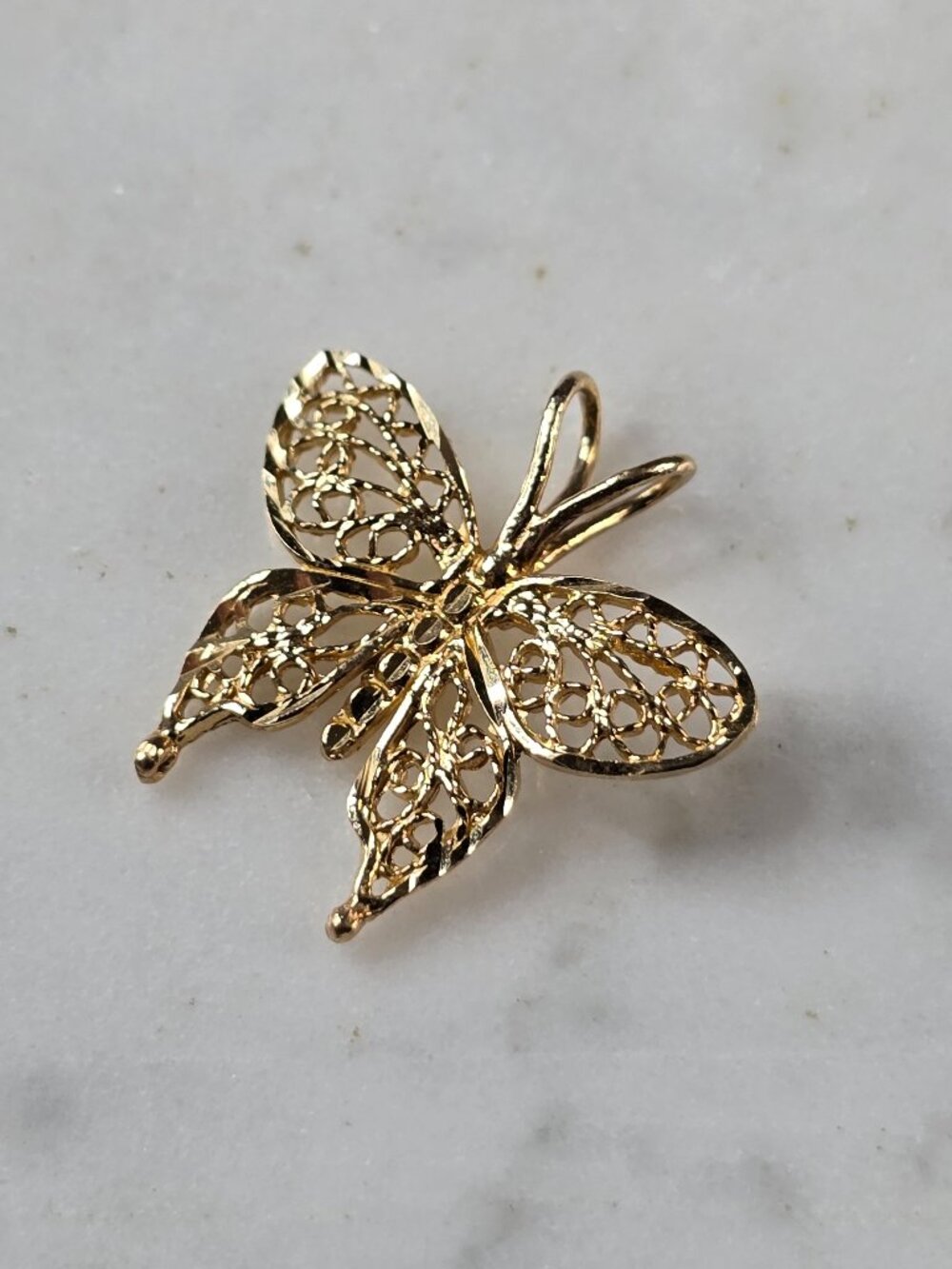 Womens Vintage Estate 14K Gold Filigree Butterfly Pendant 0.9g #E7872
